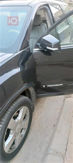 GMC Acadia